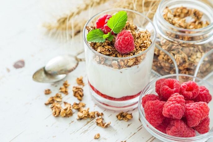 raspberry yogurt and muesli for weight loss